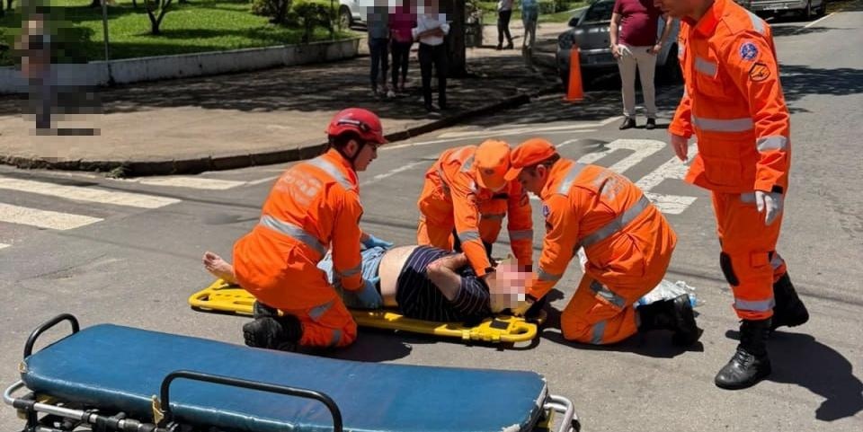 Homem de 54 anos sofre grave atropelamento no centro de Alfenas e é encaminhado ao hospital