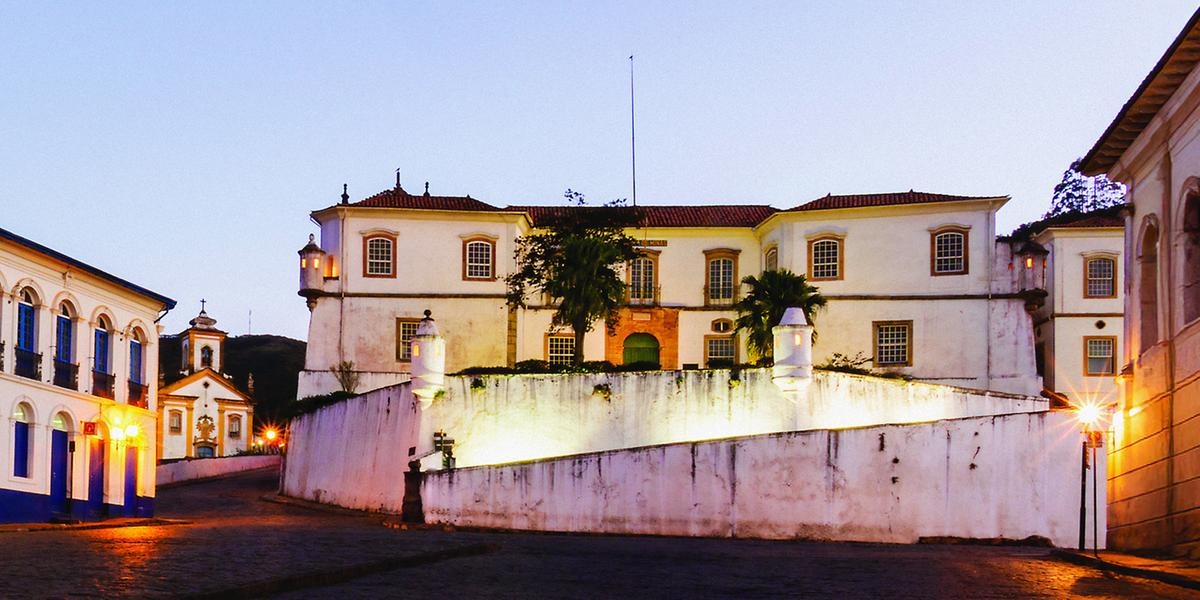 Escola de Minas de Ouro Preto comemora 150 anos com programação cultural e acadêmica gratuita em Ouro Preto e Mariana