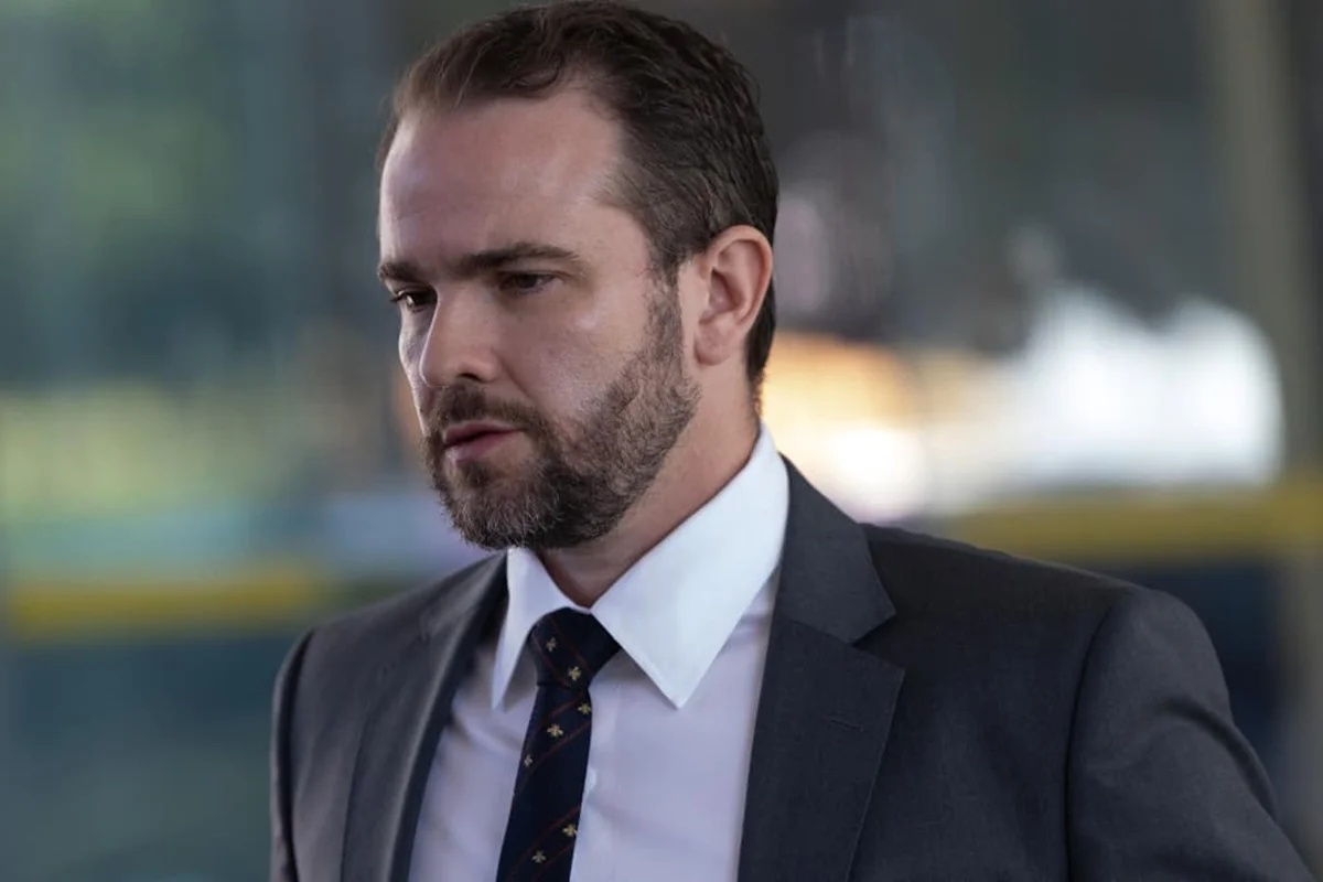 Ministro da Fazenda critica candidatura de Flávio Bolsonaro e alerta para riscos do modelo argentino