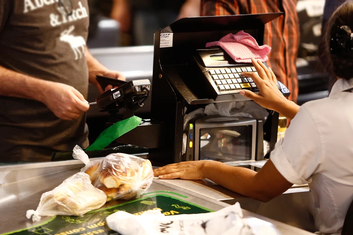 Inflação oficial de setembro registra alta de 0,82%, após deflação em agosto