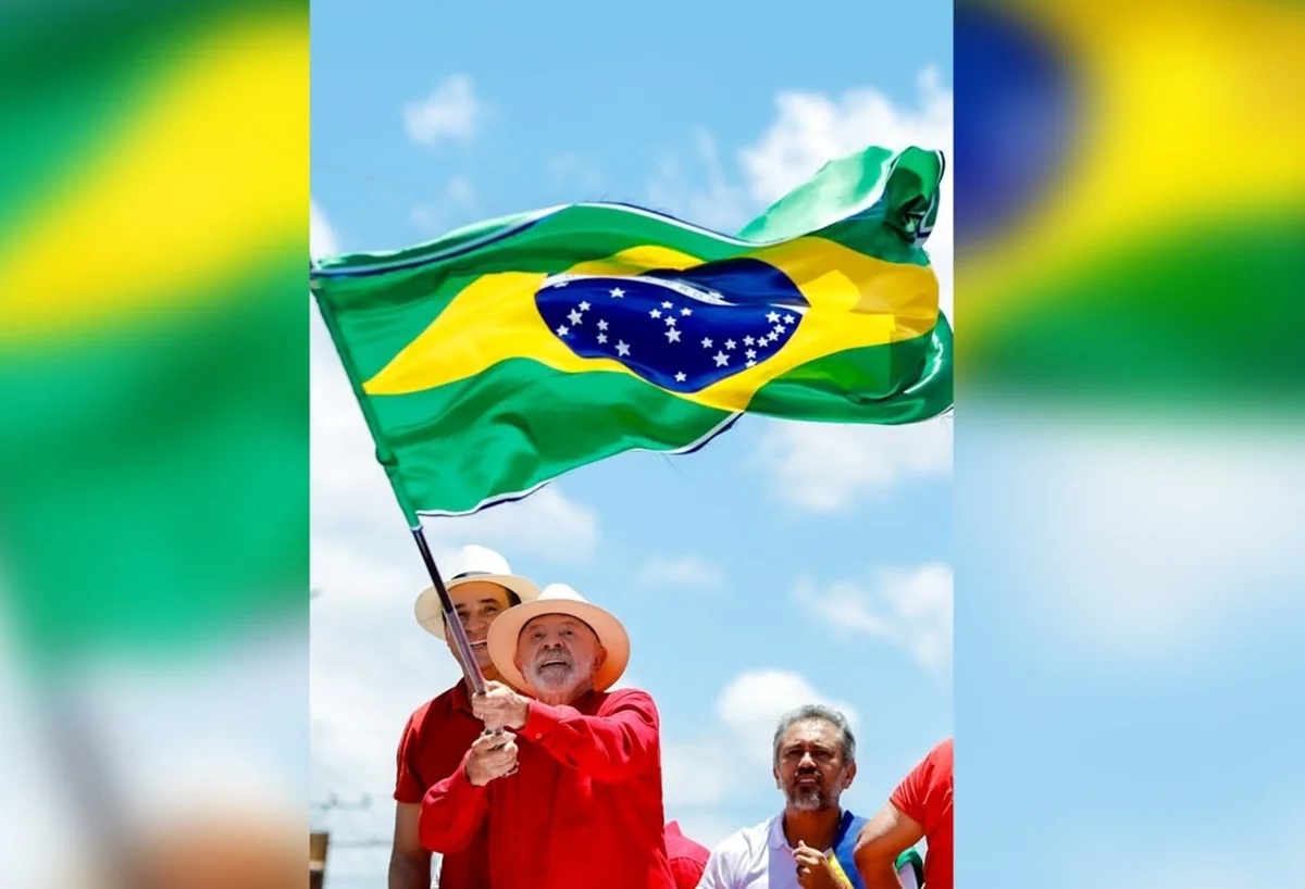 Lula realiza ato político no Rio Grande do Norte em apoio ao segundo turno com presença de lideranças regionais