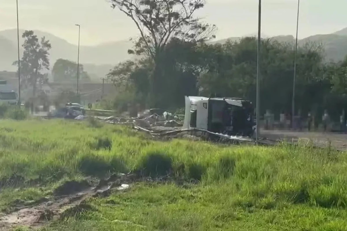 Acidente na BR-393, no Rio de Janeiro, resulta em cinco mortes e nove feridos