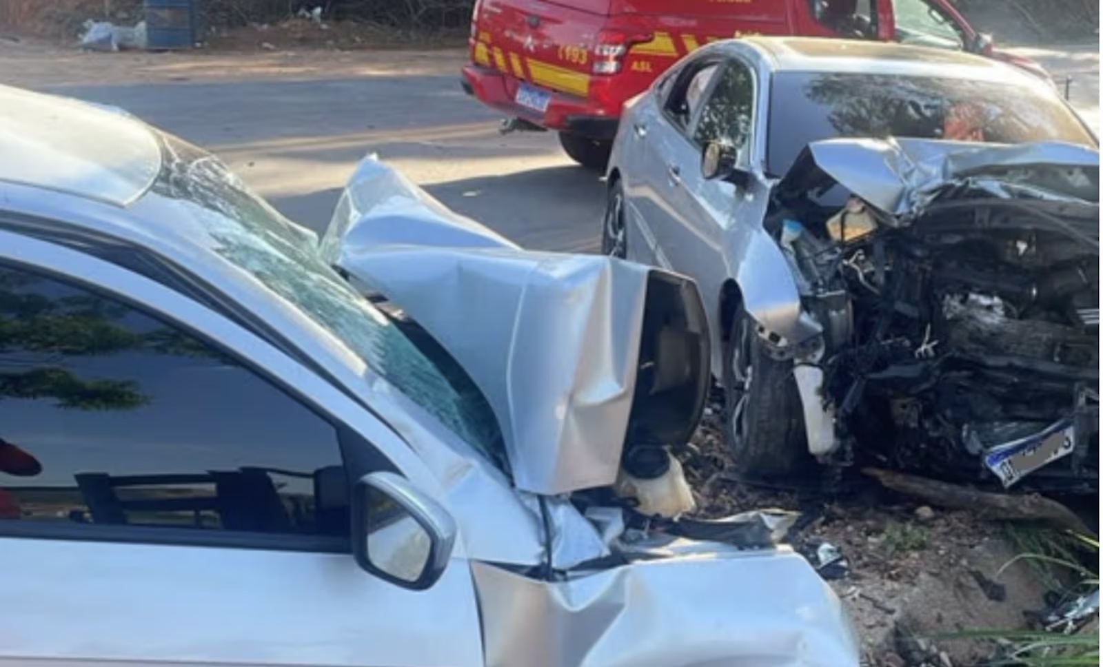 Criança de 10 meses sobrevive a acidente que matou pais na rodovia MG-252, em Minas Gerais