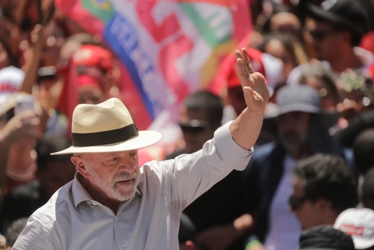 Campanha de Lula cria canal para denúncias de suposta censura nas redes sociais e acusa Meta de interferência no processo eleitoral