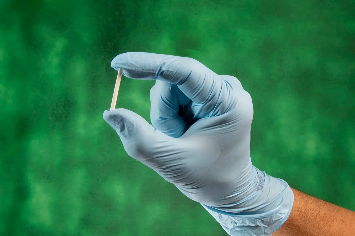 Anvisa determina suspensão de implantes hormonais e recolhimento de lote de tirzepatida por irregularidades
