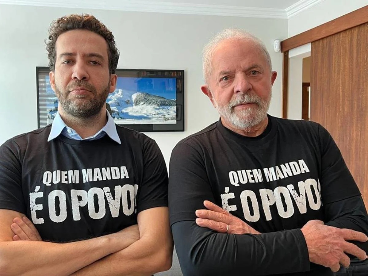 Deputado André Janones convoca apoiadores para migrar ao Instagram após suspensão do canal “Exército do Lula”