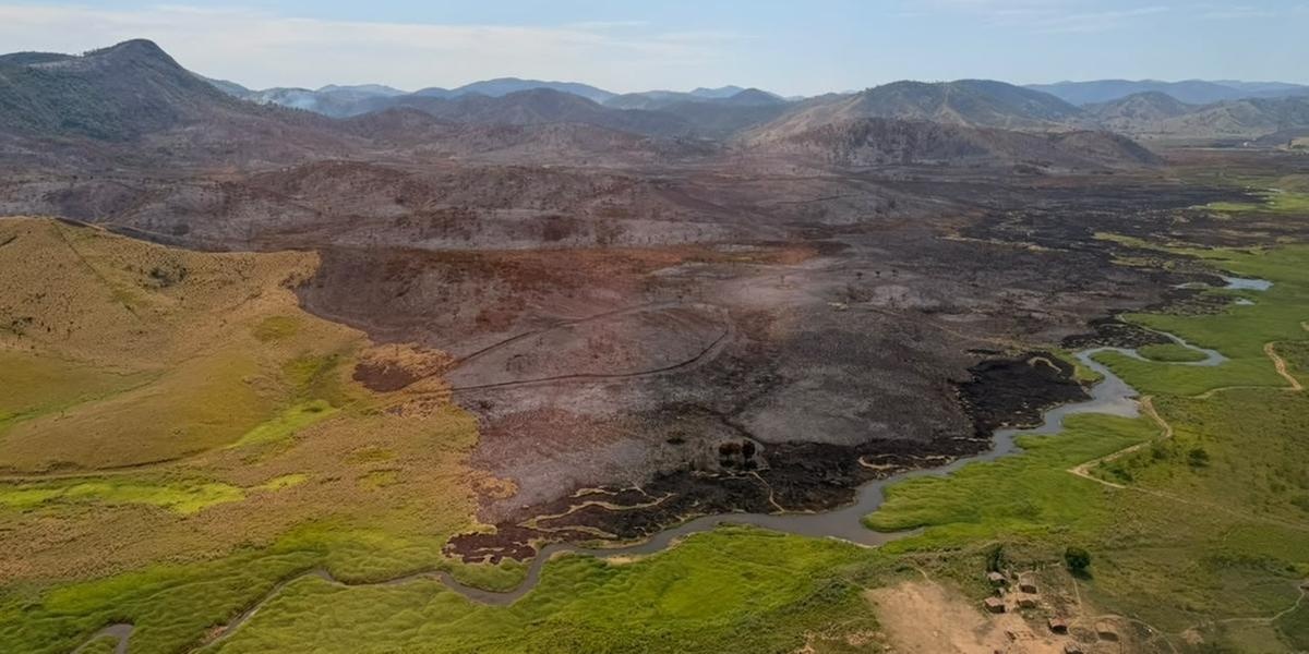 Incêndio na Terra Indígena Maxakali é controlado após cinco dias de combate; outros focos menores ainda são combatidos