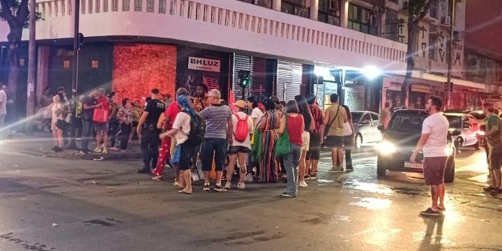 Homem de 67 anos fica ferido após atropelamento durante ato pró-Lula em Belo Horizonte