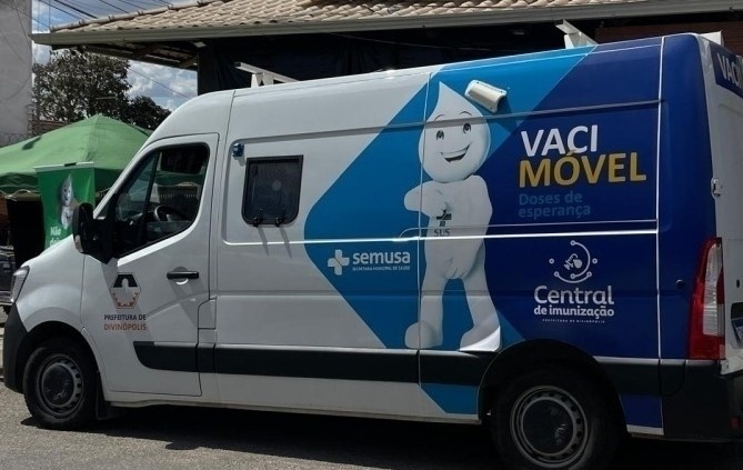 Vacinação itinerante em Divinópolis realiza ações de segunda a sábado com foco na ampliação da cobertura vacinal