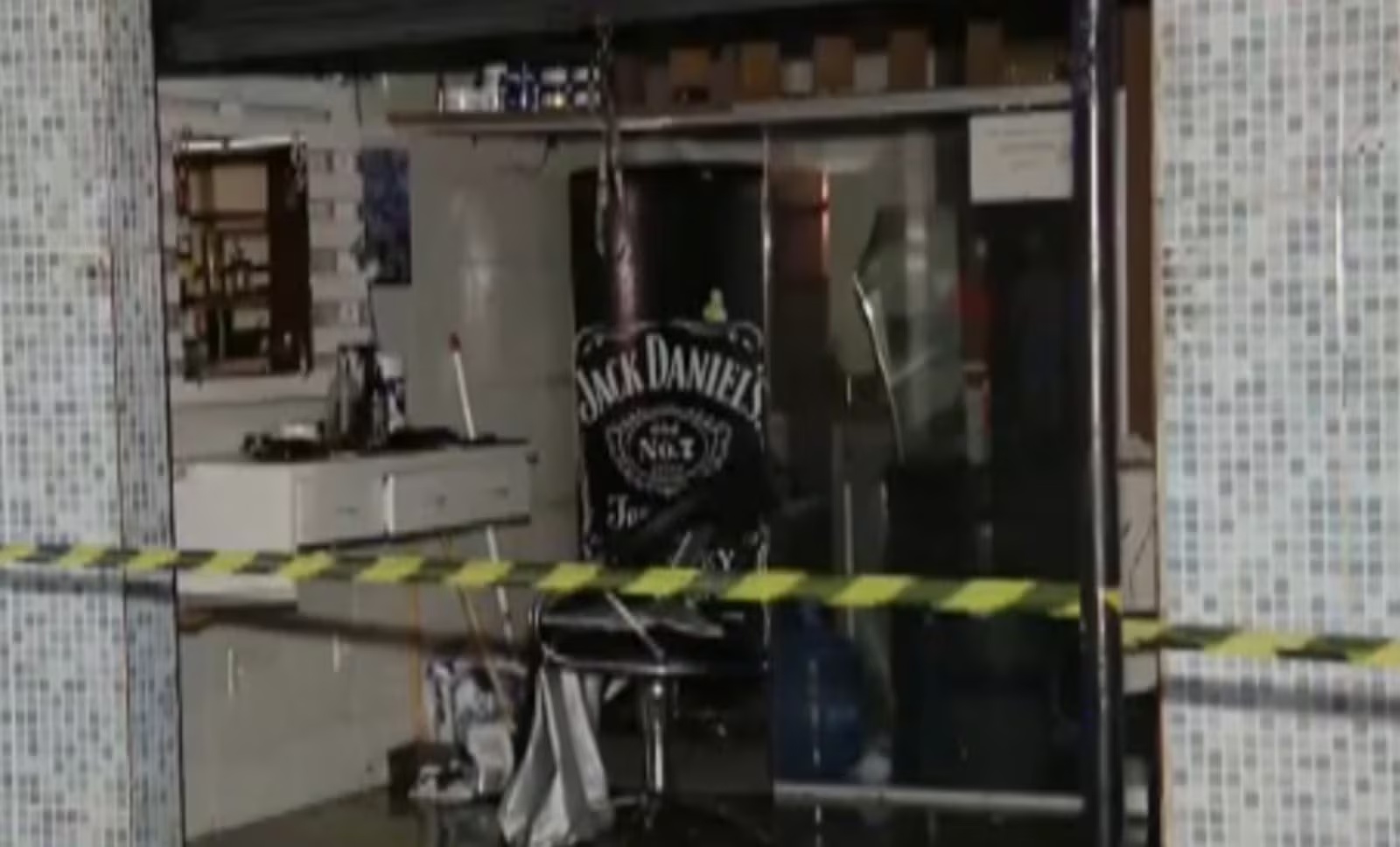Homem é morto a tiros dentro de barbearia em Lagoa Santa, na Região Metropolitana de Belo Horizonte