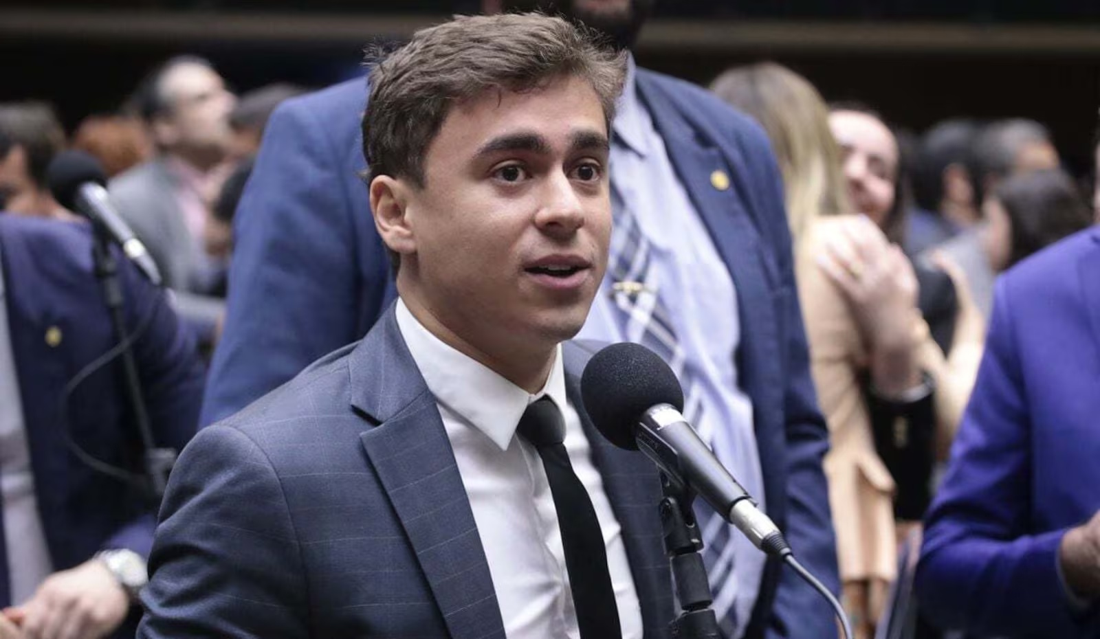 Nikolas Ferreira é reeleito deputado federal mais votado da história do Brasil com mais de 3 milhões de votos