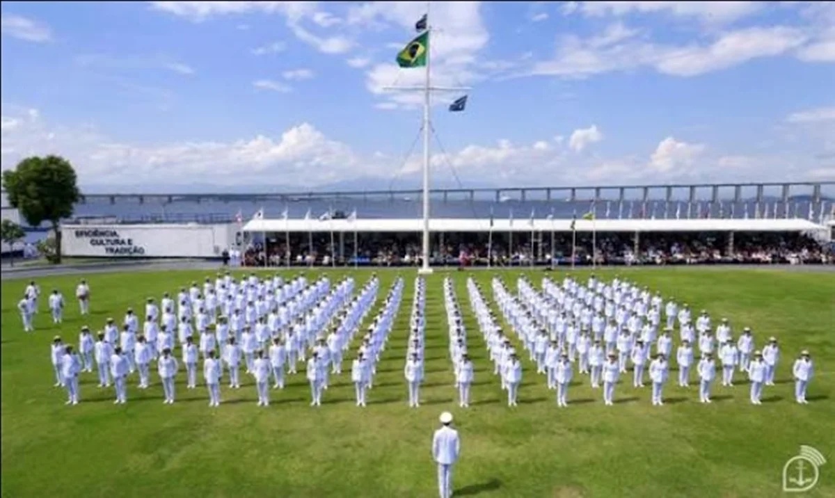 Concurso da Marinha oferece 374 vagas para oficiais temporários com salário inicial superior a R$ 9 mil