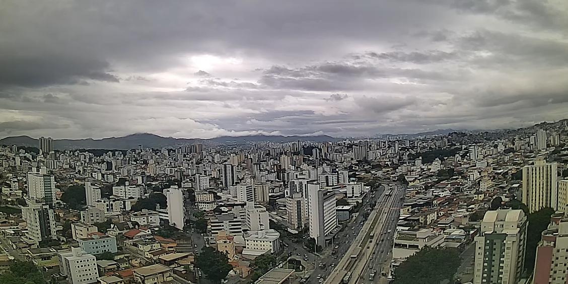 Previsão do tempo indica chuva forte nesta sexta-feira e possibilidade de precipitações no domingo de eleições em Belo Horizonte